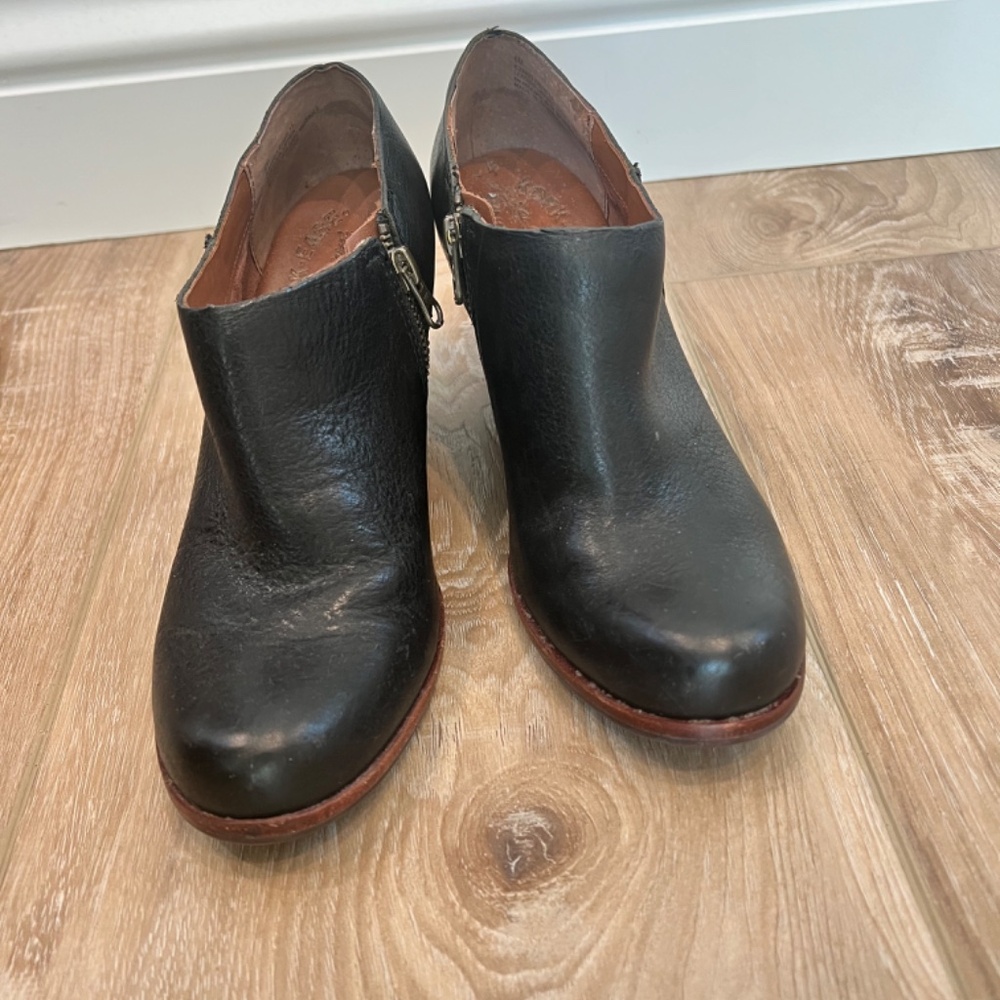 Bootie - Picture 5 of 6